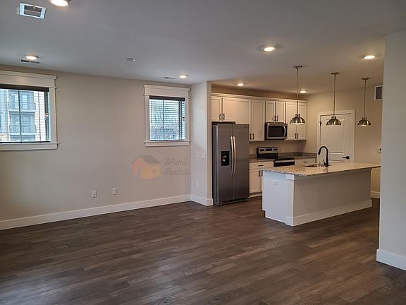 2nd image of 1306 Forsythe Ave #A
