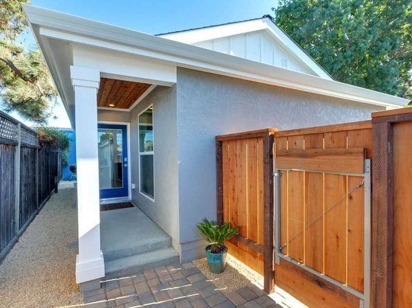930 Magnolia Dr