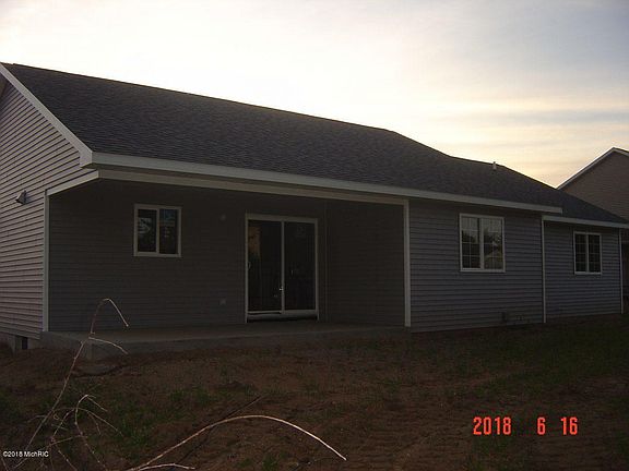 2nd image of 3980 Country Meadows Dr