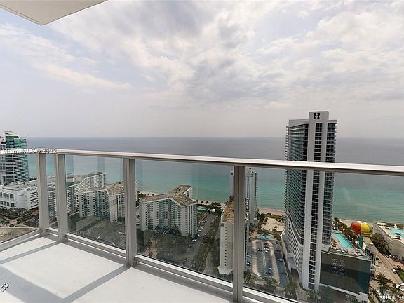 3rd image of 4010 S Ocean Dr #T4003