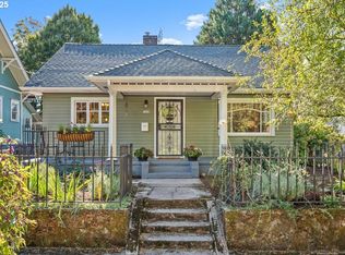 3448 SE Sherman St, Portland, OR 97214