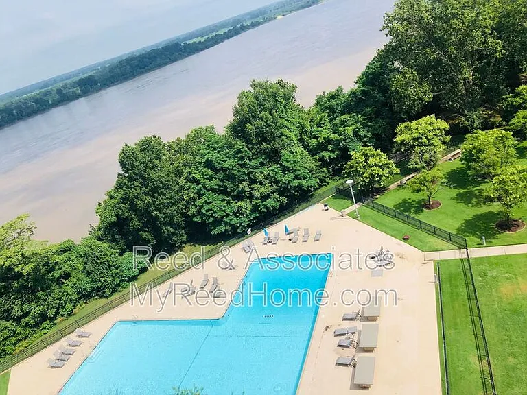 655 Riverside Dr #901A — Photo 5