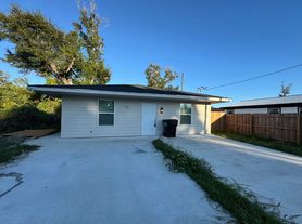 148 Claire Ave