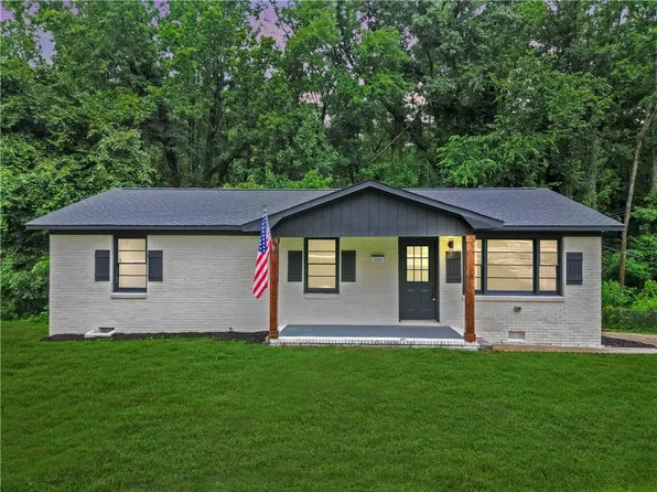 216 Ashcroft Dr, Greenwood, SC 29646