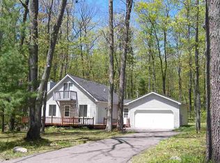 221 E Hillsdale Dr, Roscommon, MI 48653
