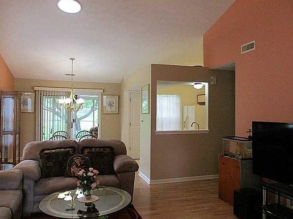 Great Room. Vaulted Ceilings make Spacious Feel