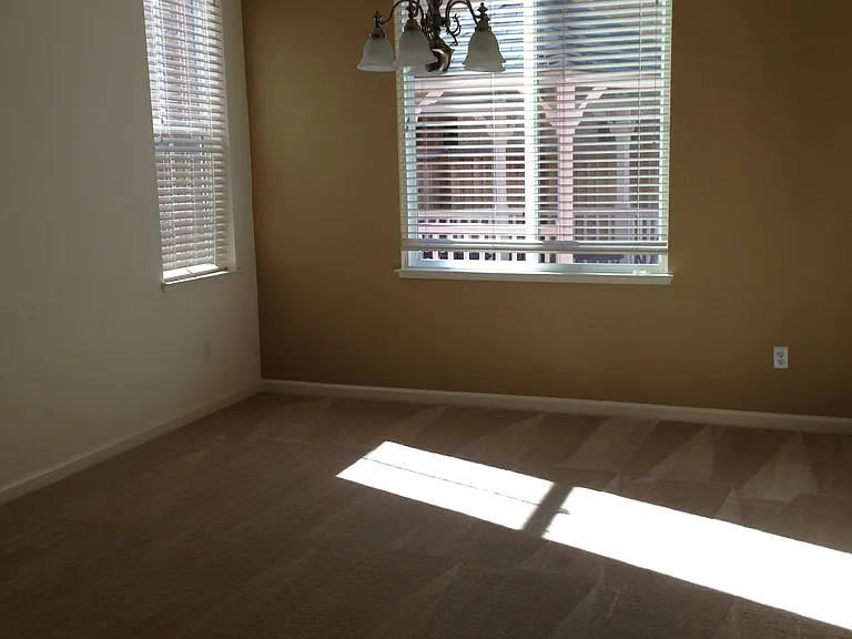 2143 Prato St — Photo 8