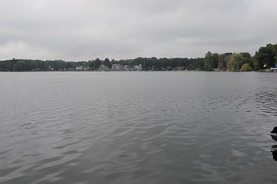 196 W Crooked Lake Dr-104