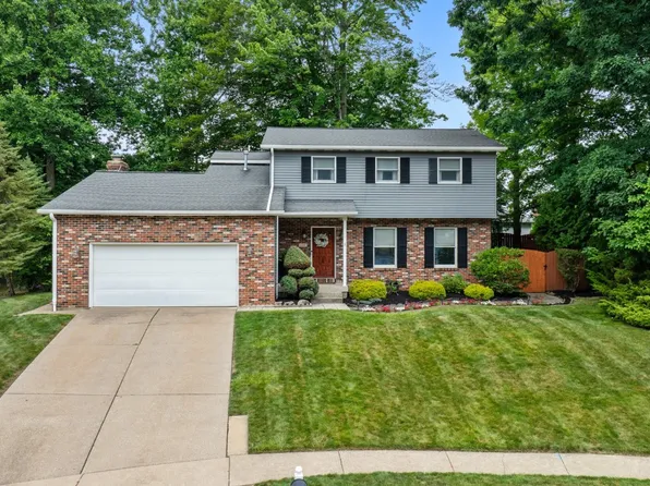 4516 Holiday Dr, Erie, PA 16506