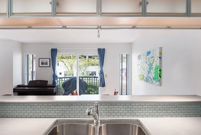 888 W 13th Ave #201 — Photo 15