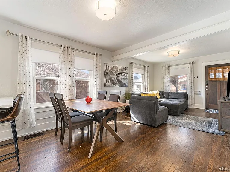 4456 Grant St — Photo 2