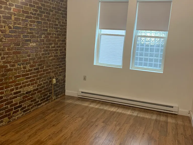 111 Norway St #105 — Photo 6