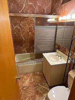 4th image of 405 E 69th St APT 1A