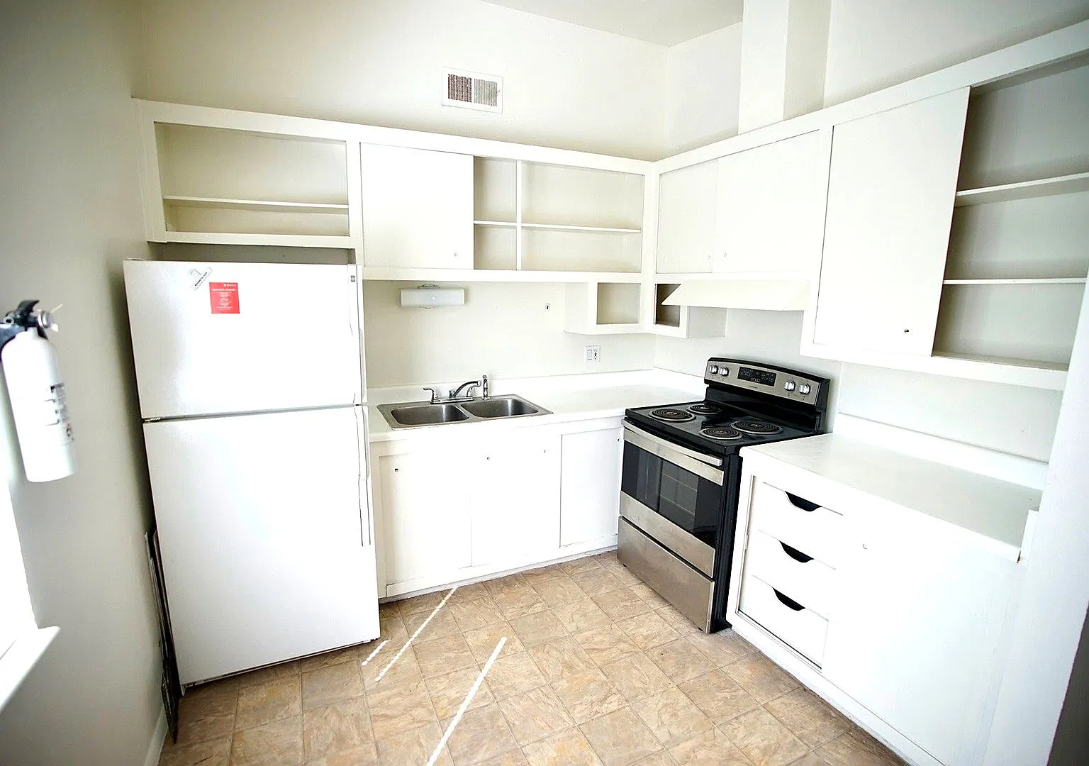 2920 Eliot Cir. — Photo 2