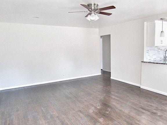 3rd image of 8733 S Sproat Ave