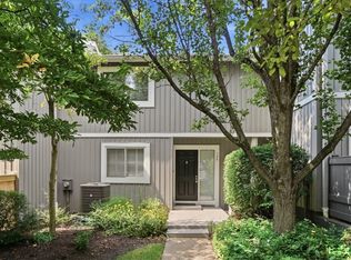 124 Twin Lakes Dr, Fairfield, OH 45014