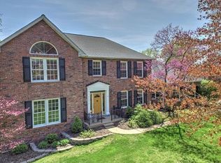 11011 Rambling Oaks Dr, Saint Louis, MO