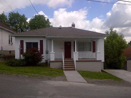 113 Stanley St Photo 1