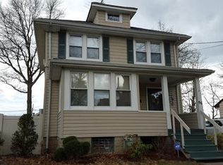 94 Hillcrest Ave, Edison, NJ 08817