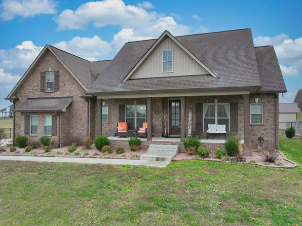 727A N Russell St, Portland, TN 37148