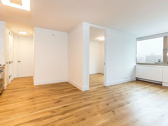 3rd image of 201 E 86th St APT 25F