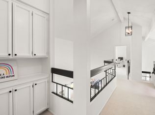 1057 Via Mil Cumbres, Solana Beach, CA 92075