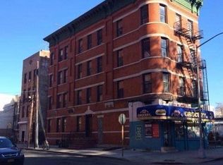 3865 9th St #1, Long Island City, NY 11101