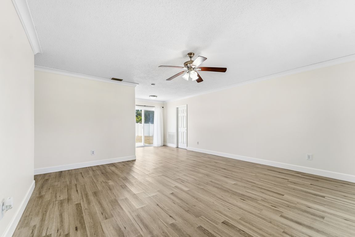 next background image