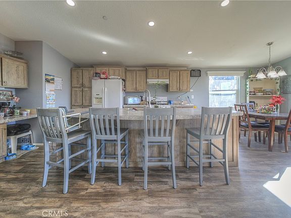 3rd image of 32986 Grand Ave