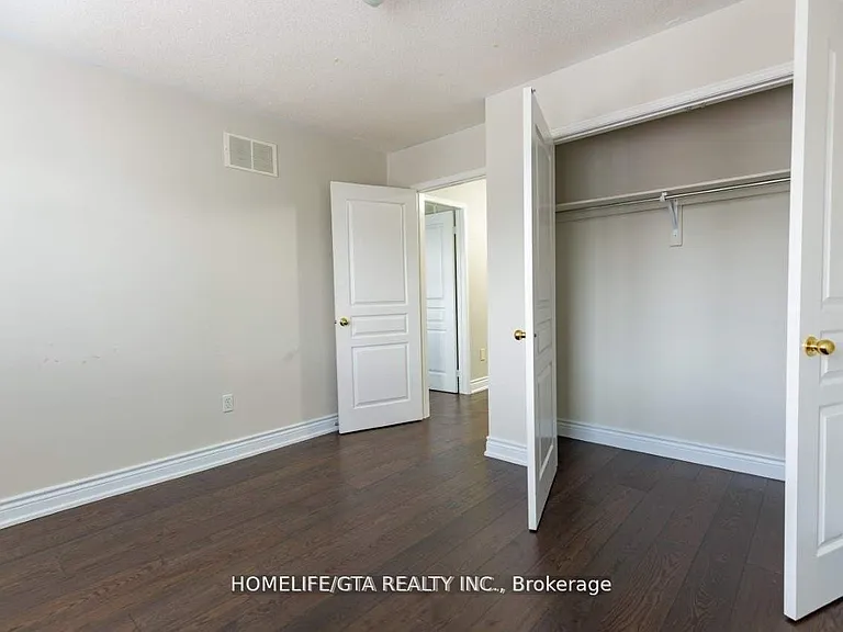 154 Goldenwood Cres — Photo 24