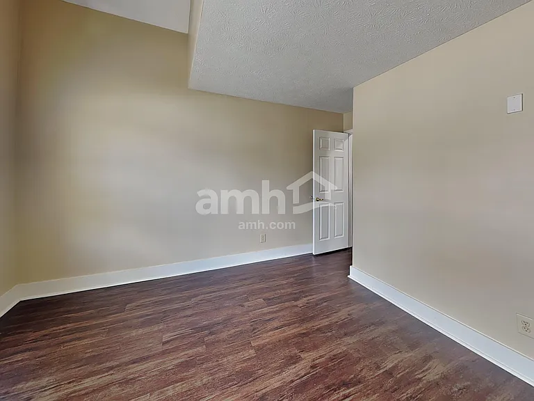 7818 Bent Willow Dr — Photo 20