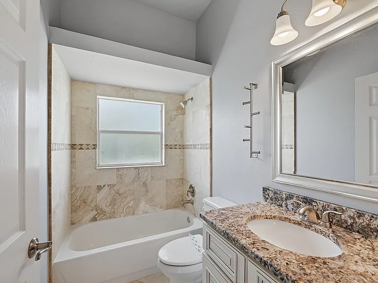 501 Manisha Pl — Photo 24