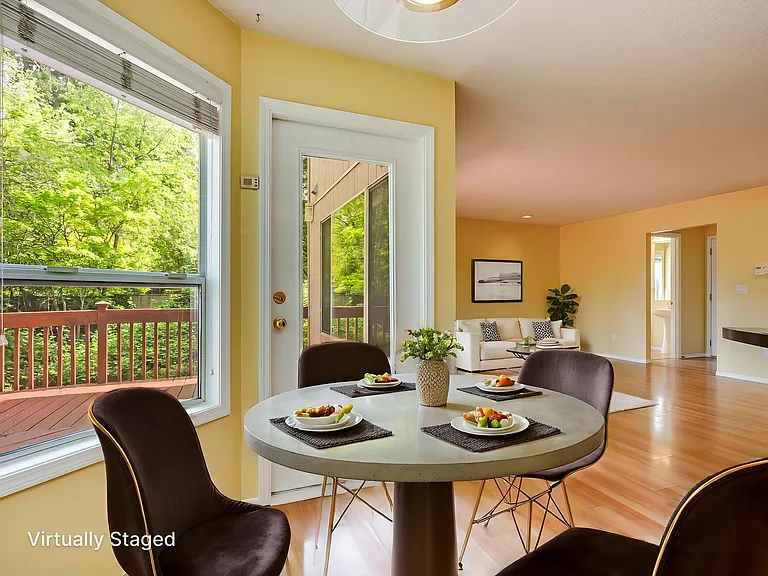 725 Ash St — Photo 25