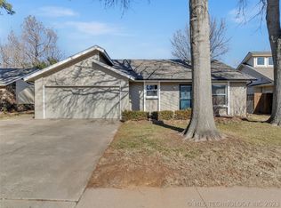 135 W L St, Jenks, OK 74037