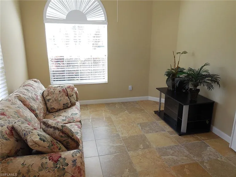 8539 Alessandria Ct — Photo 7