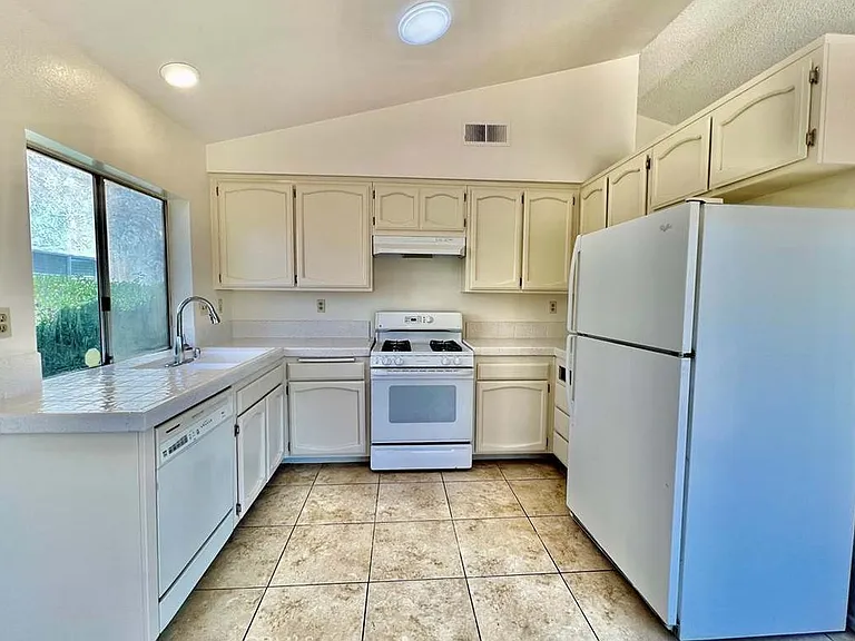 24349 Fitz St — Photo 7