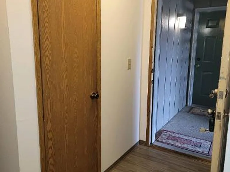 Whispering Pines Apartments — Photo 3