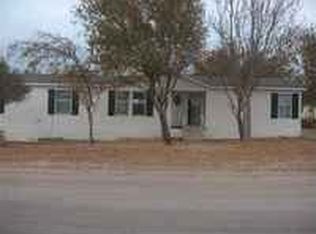 1429 Calle Baltica Rd, Eagle Pass, TX 78852