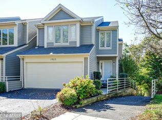 1925 Lakeport Way, Reston, VA 20191