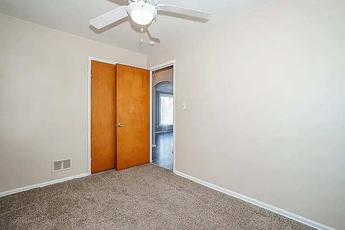 2915 Colburn Ave #2 — Photo 5