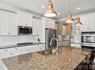 130 Carolina Ash Ln, Mooresville, NC 28117