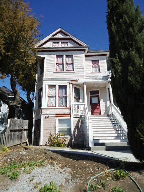 2nd image of 630 York St APT 1
