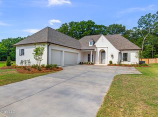 232 Parke Dr, Ridgeland, MS 39157