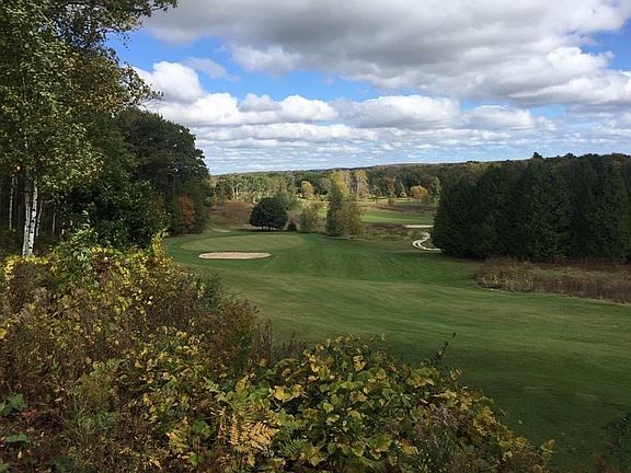 4th image of Fairway Ln #34