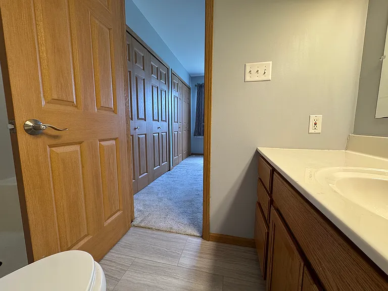 326 Brown Ct — Photo 34