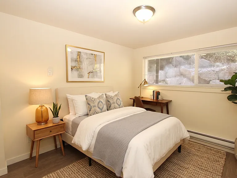 2501 Thorndyke Ave W #303 — Photo 8