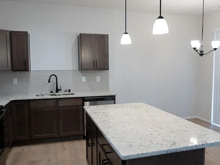 4305 N Kaylee Ln — Photo 3