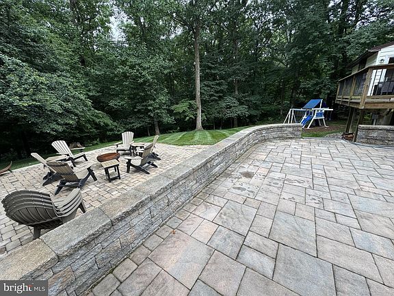 3rd image of 1713 Farmshire Ct
