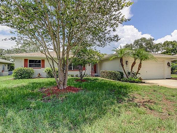 3rd image of 153 Sunshine Dr