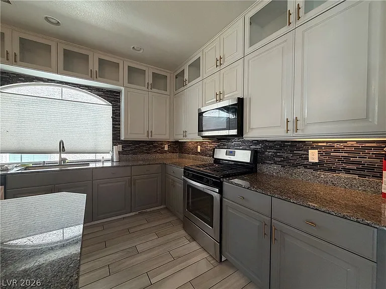 7202 S Bronco St — Photo 7